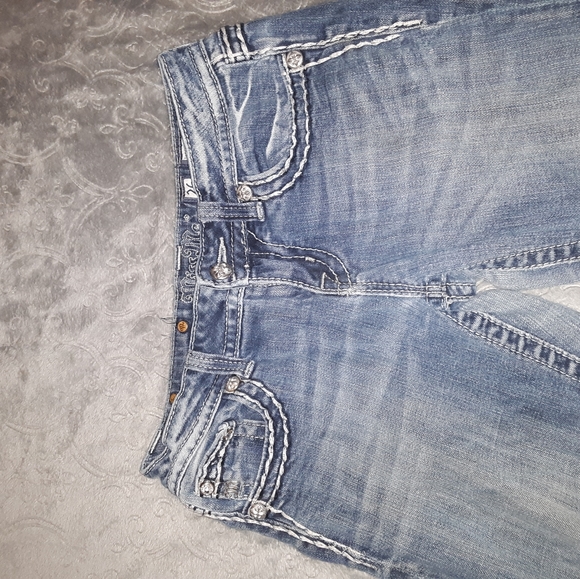 Jeans - Picture 3 of 4